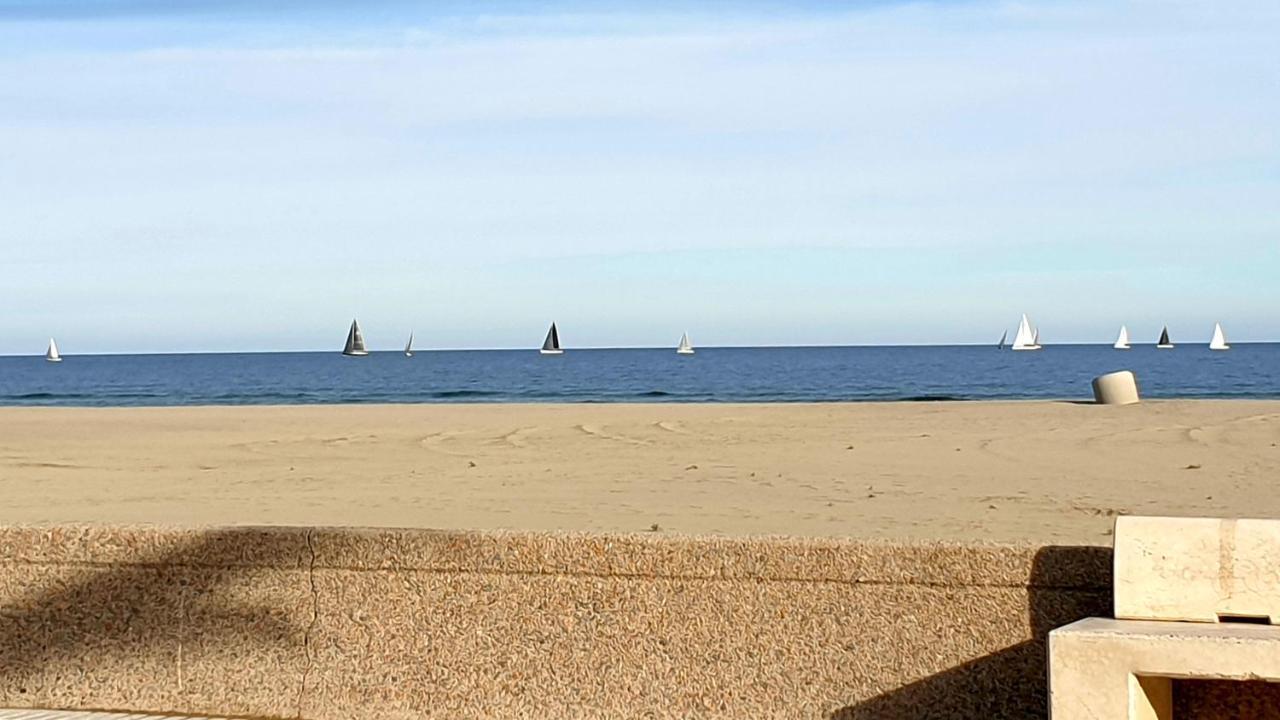 Studio Cozy En Bord De Plage Avec Vue Mer Canet-en-Roussillon Exterior foto